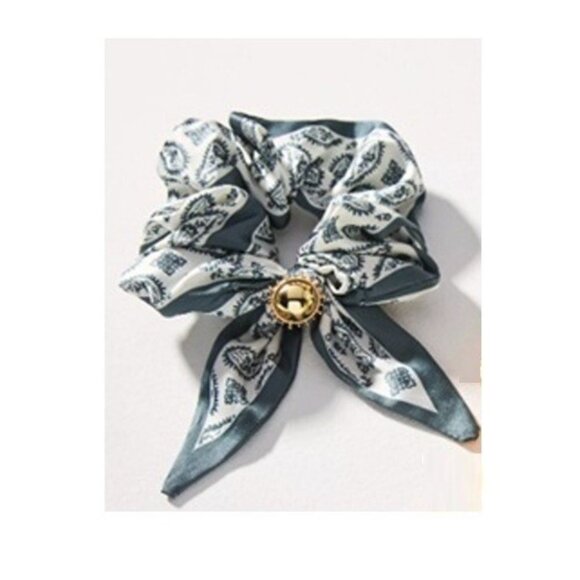 ANTHROPOLOGIE Charmed Hair Scarf Scrunchie, Sage Green Floral Paisley - Picture 9 of 9